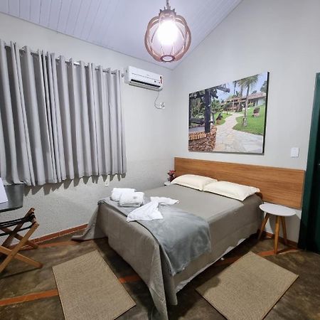 Vila Barro Branco Pousada De Charme ตรินดาเจอ ภายนอก รูปภาพ